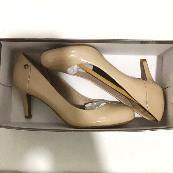 Life Stride LIVELY Dress Pump in Taupe | 6 US - Picture 3 of 12